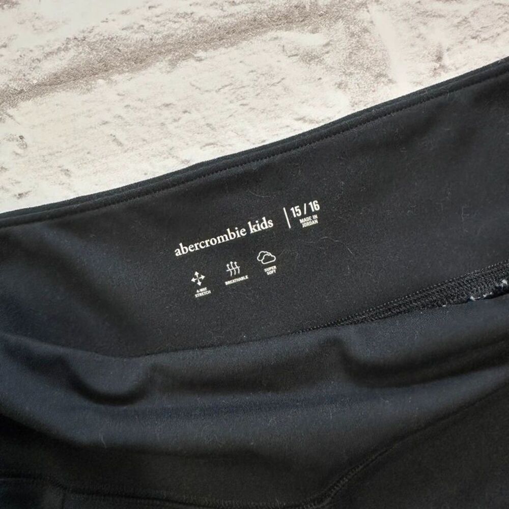 Abercrombie kids Black Flared Leggings / Yoga Pants - Size 15/16